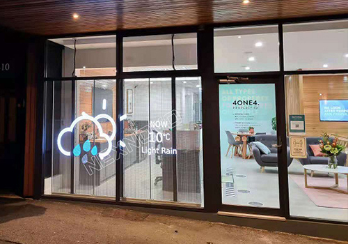 LED透明顯示屏的特點